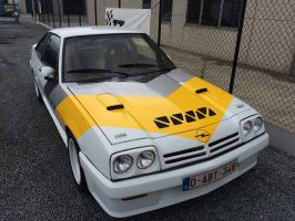 Opel Manta 2.4